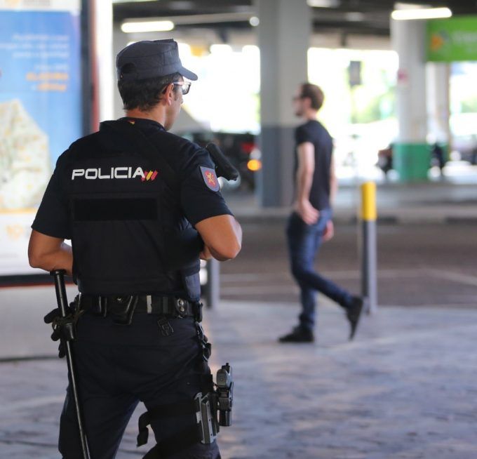 policia_nacional_agente