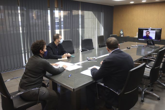 FOTOGRAFÍA - REUNIÓN PRESUPUESTOS