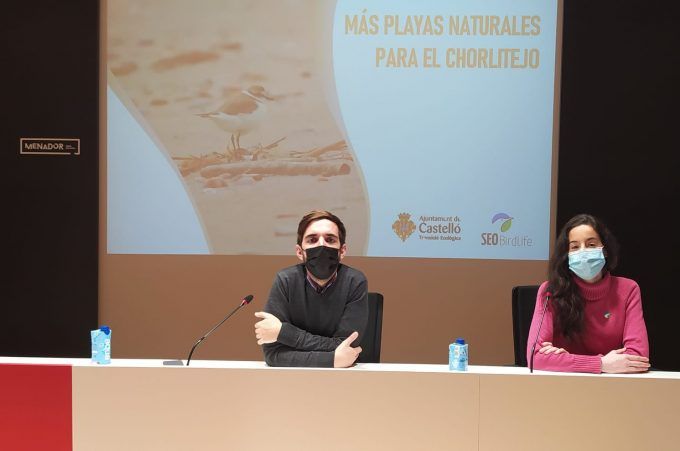 Fernando Navarro i María Antón (SEO Bird Life)