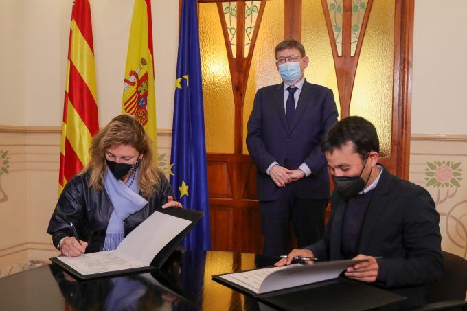 Amparo Marco, Ximo Puig y Vicent Marzà