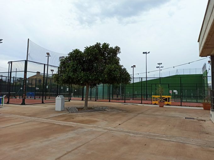 pistas padel y tenis