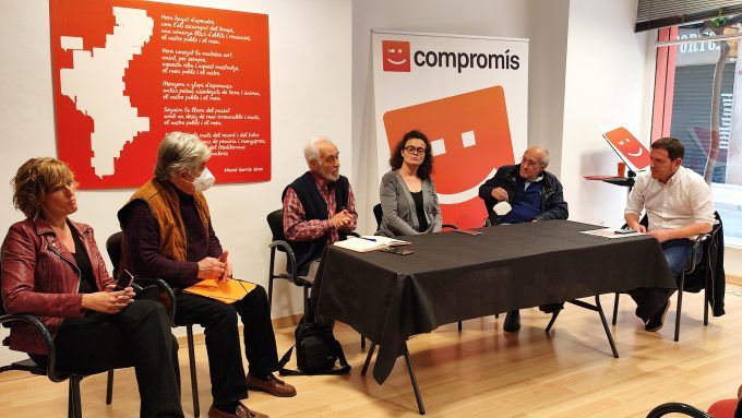 Compromís i Amics del Ribalta reunion pergola Compromís i Amics del Ribalta reunion pergola