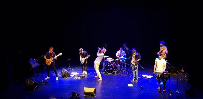 Generación Z mar de sons