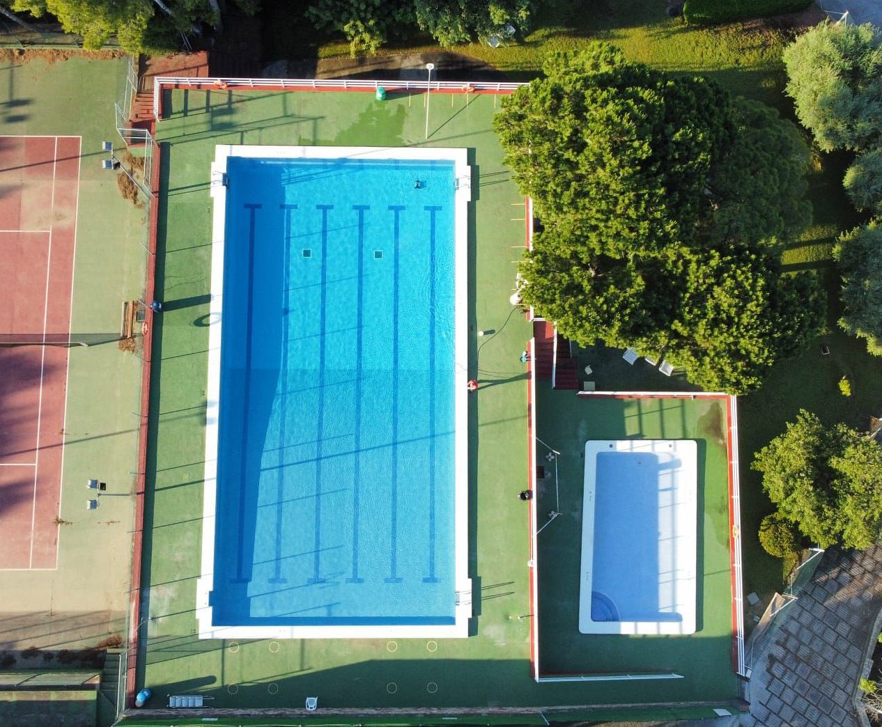 PISCINAS ALMENARA PISCINAS ALMENARA