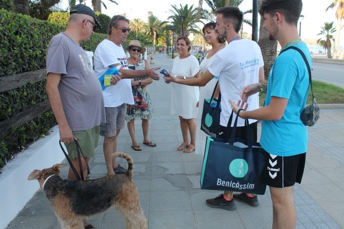 Campaña perros paseo maritimo Benicassim
