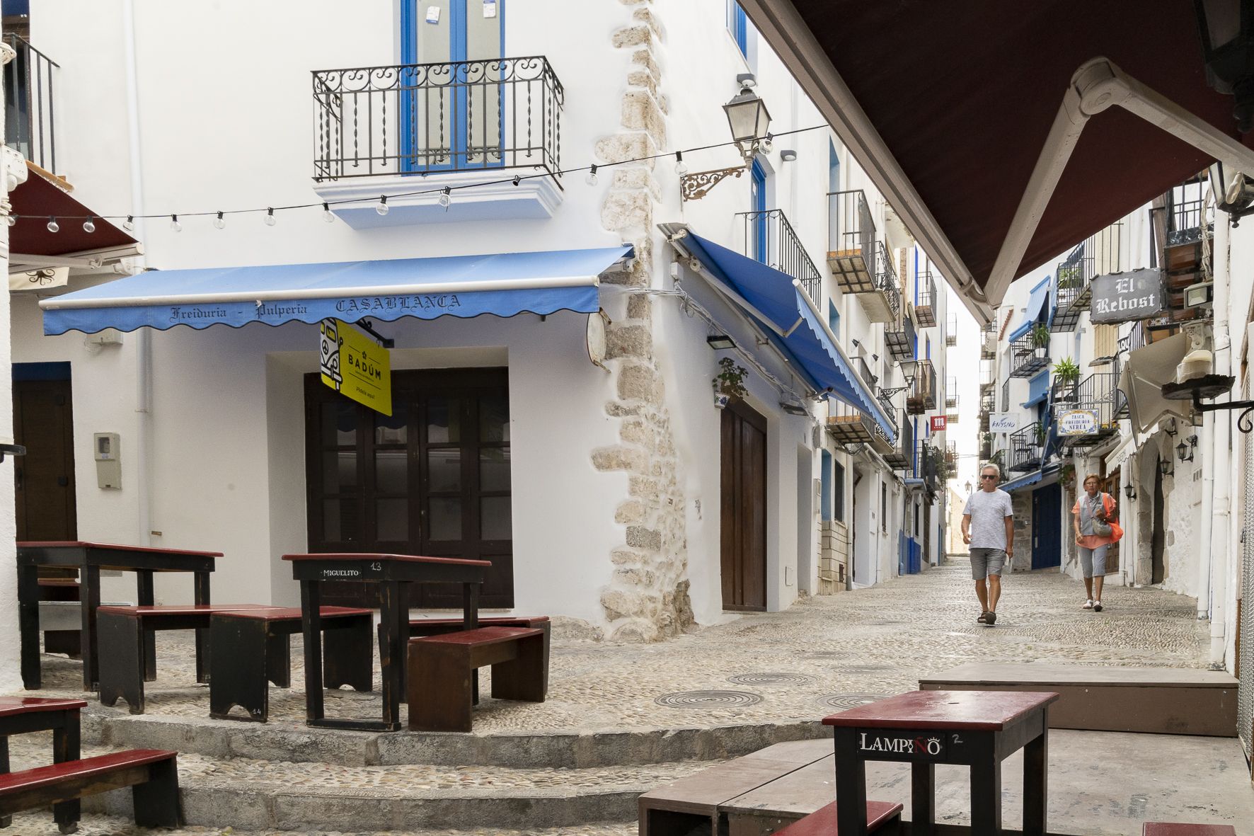Visitants al casc històric de Peníscola (Xisco Navarro)