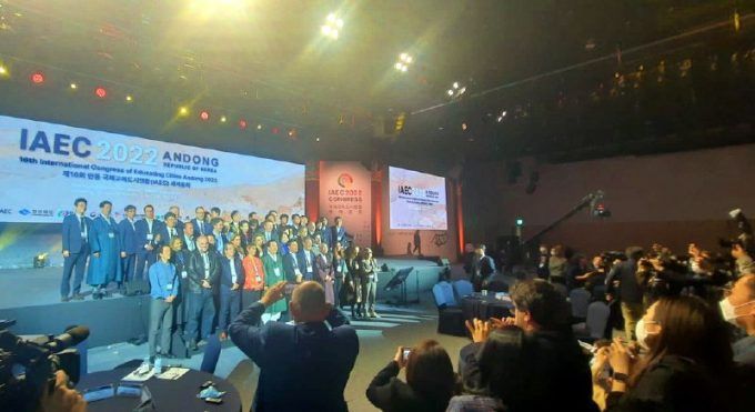 FRANCESC MEZQUITA - Castelló exporta L-Escola Canta a Corea 2