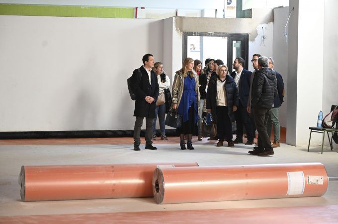 02-12-22 Marco visita colegio Herrero (9)