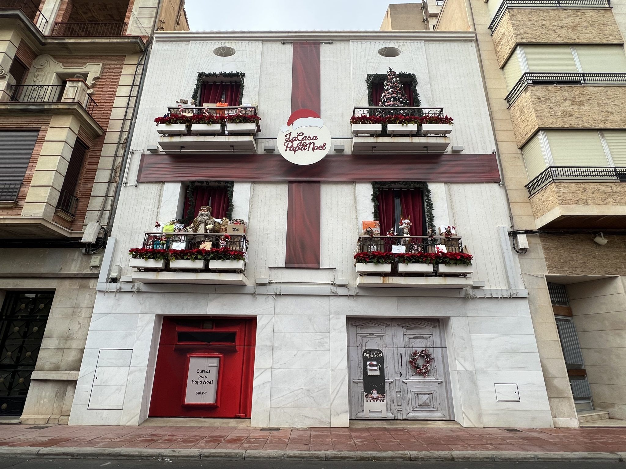 Regalos Casa Papa Noel (6)