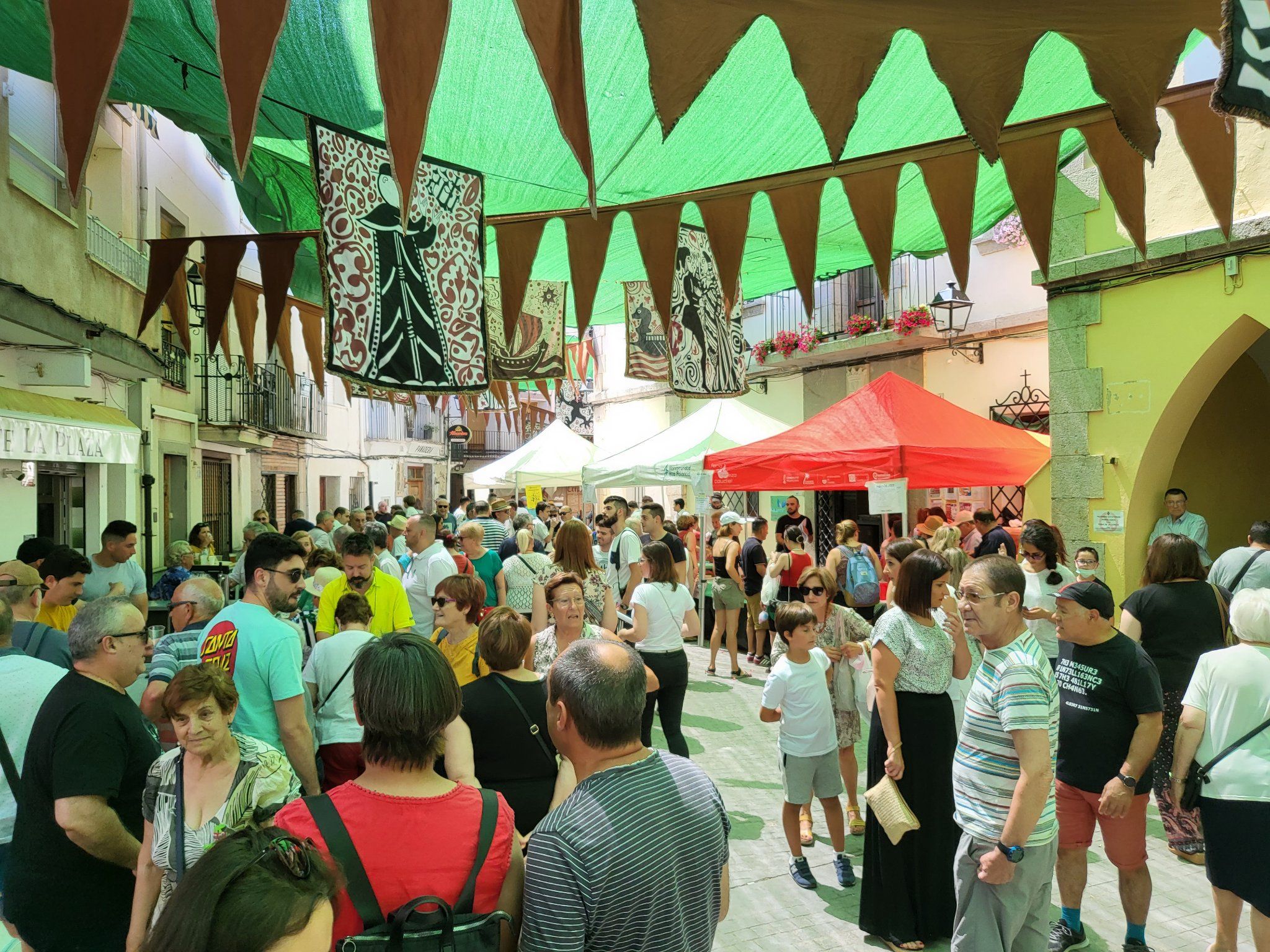 feria cereza cuadiel