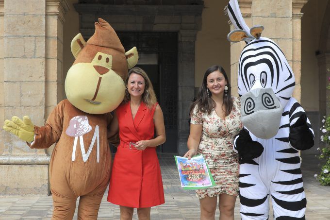 Begoña Carrasco y Arantxa Miralles