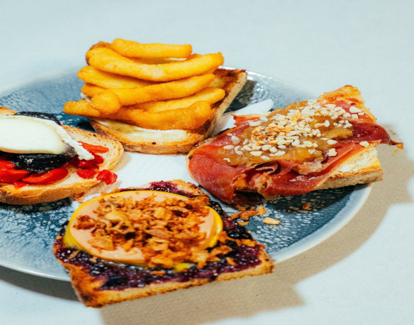 Tapa de Black and White Castellón