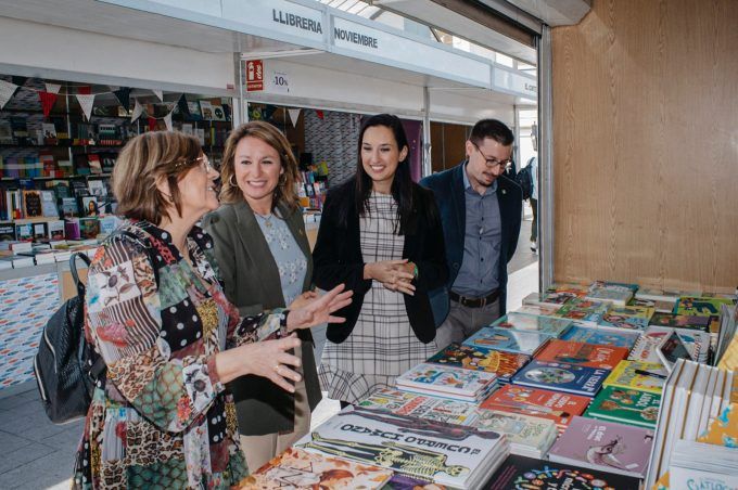 visita begoña carrasco feria del libro