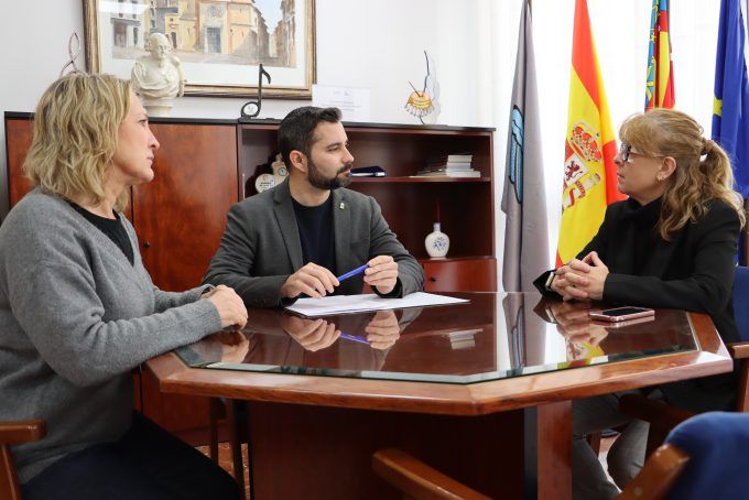 Samuel Falomir, Tica Pons i Ana Vernia