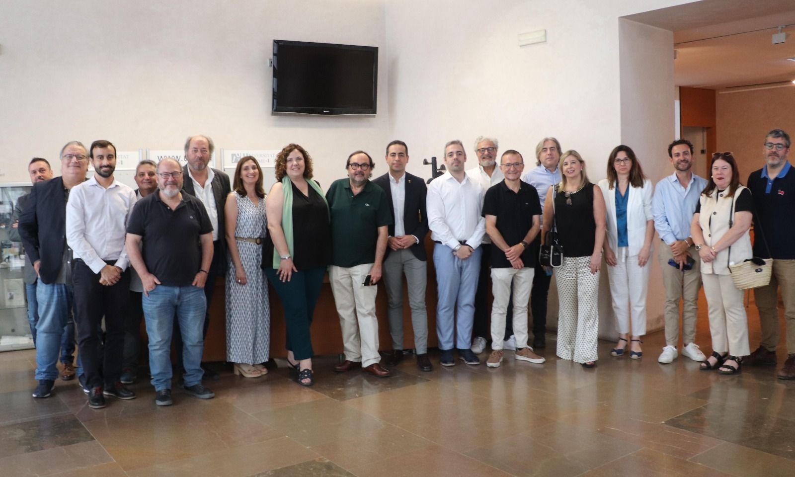 Participants en la segona jornada de periodisme de proximitat, organitzada per l'Associació de Mitjans Digitals de la Comunitat Valenciana (AMDComVal) i la Generalitat
