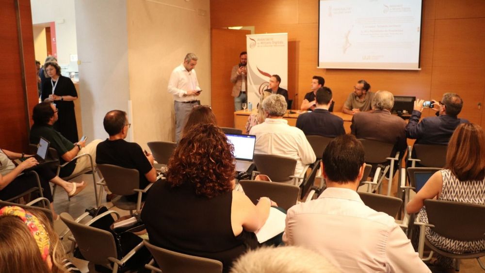 Segunda jornada de periodismo de proximidad, organizada por la Asociación de Medios Digitales de la Comunitat Valenciana (AMDComVal) y la Generalitat
