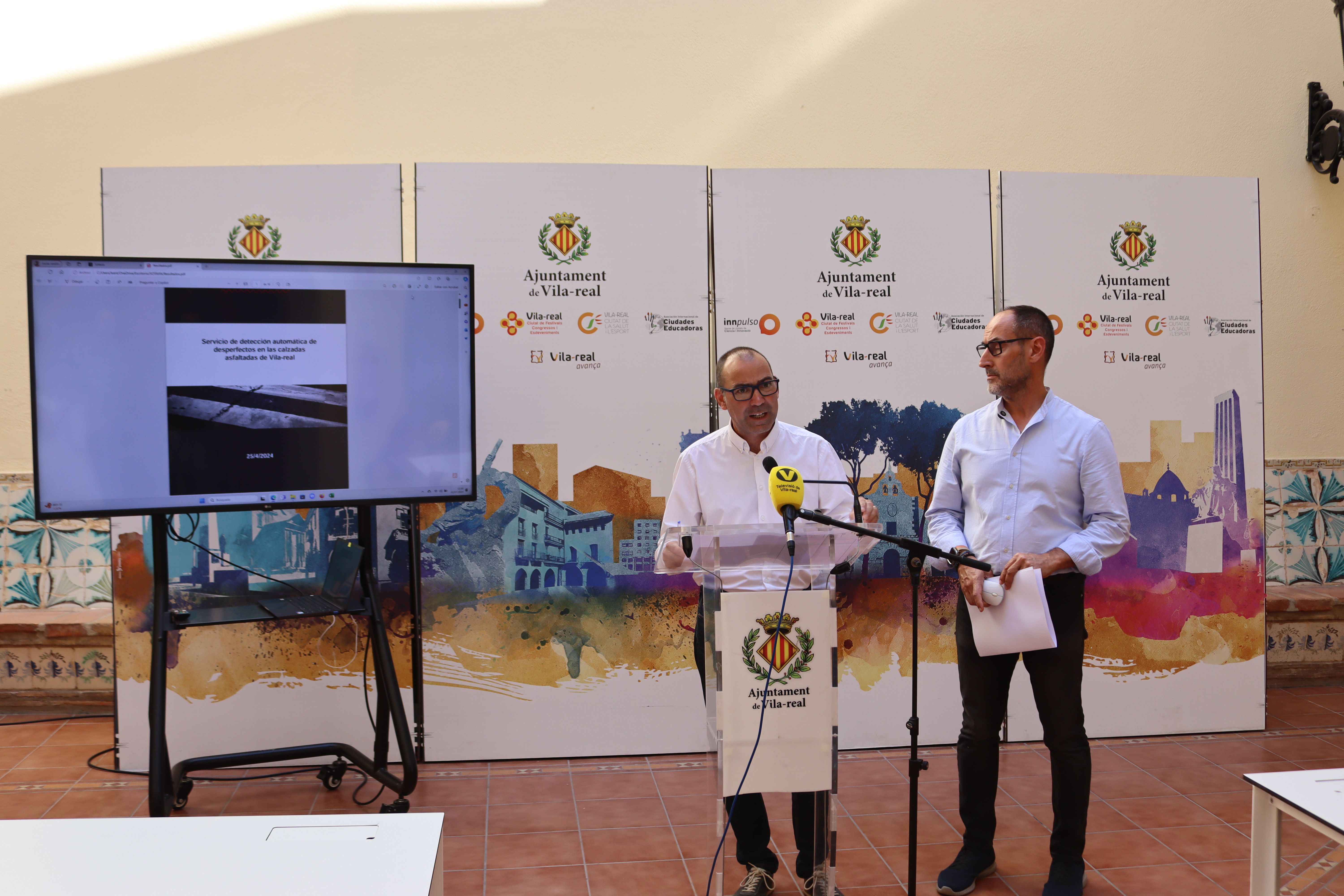 Presentación del mapa sobre la situación del asfaltado en Vila-real