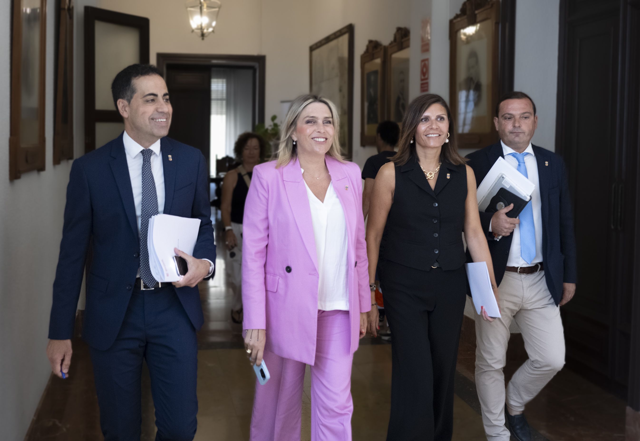 Héctor Folgado, Marta Barrachina, Mª Ángeles Pallarés y Andrés Martínez