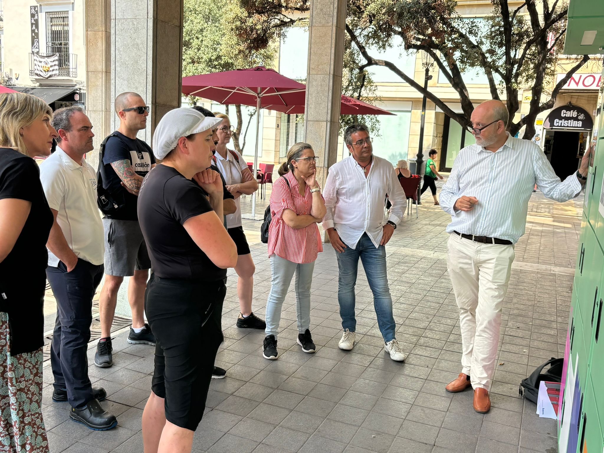 Diversos comerciants de Castelló acudixen a la formació sobre el market place i la taquilla intel·ligent