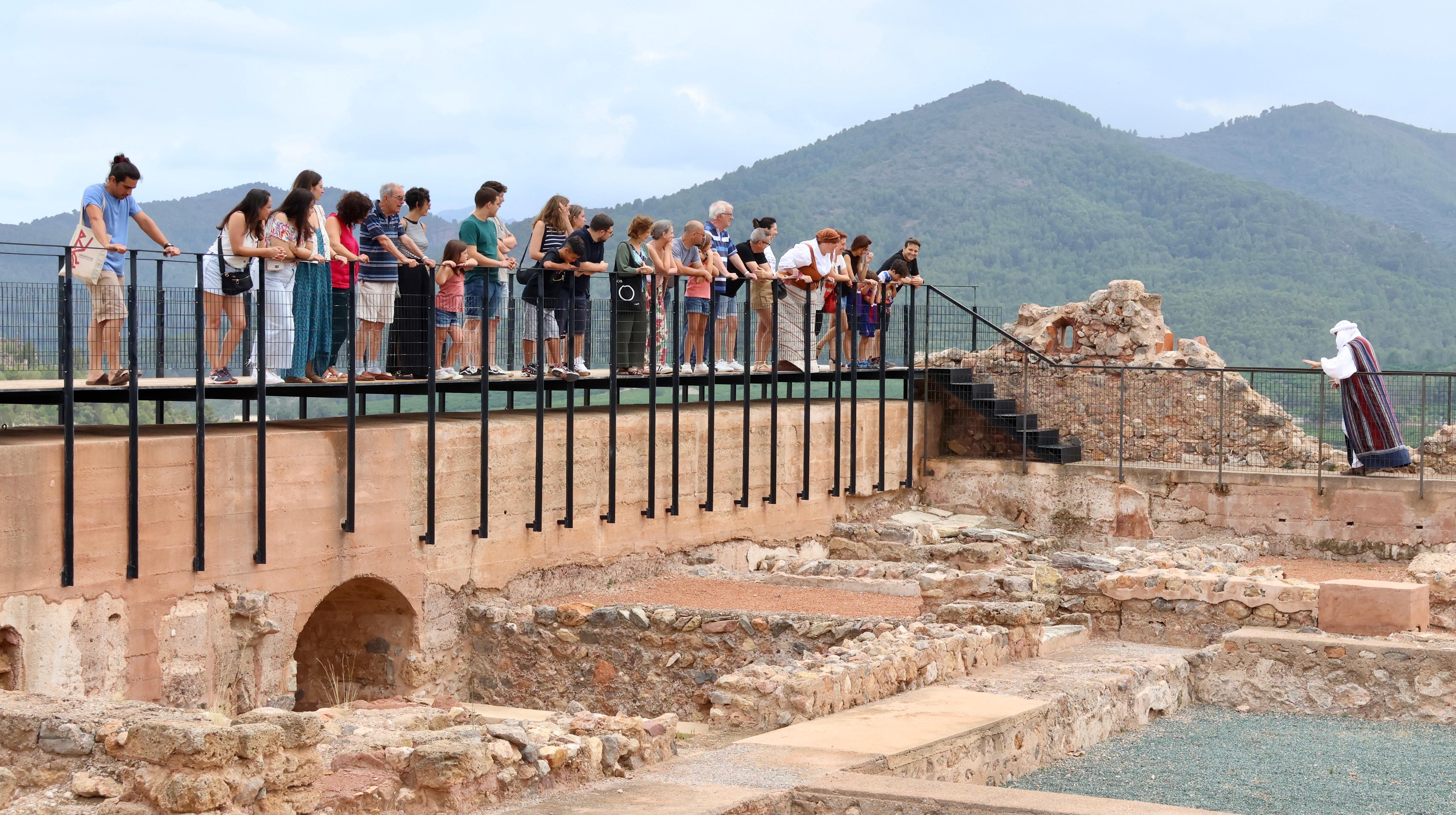 Una visita teatralitzada pel nucli antic d'Onda