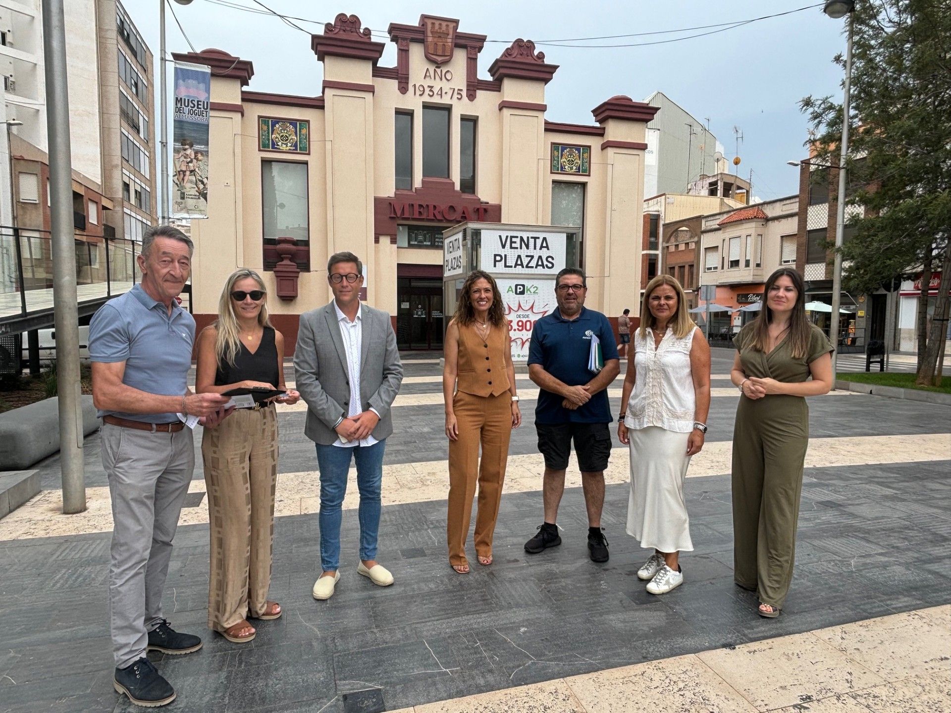 Retirada de l'ascensor del pàrquing enfront de l'Ajuntament d'Almassora