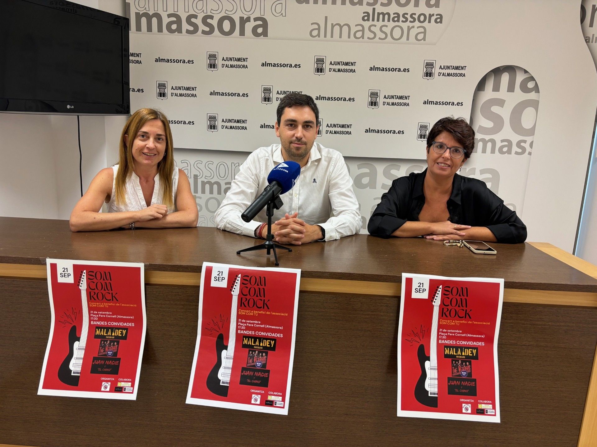 Presentació del festival de rock solidari 'Som com Rock' d'Almassora