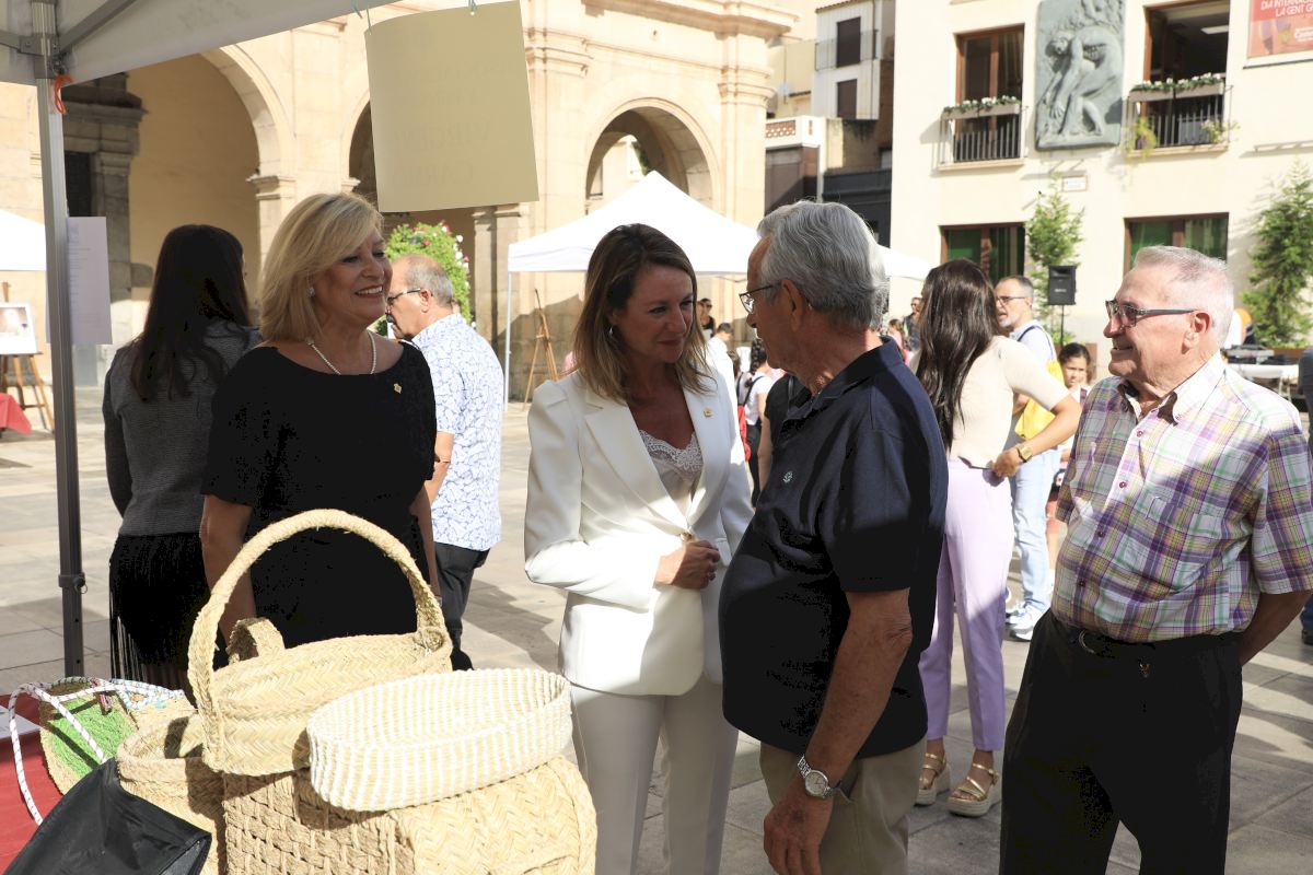 Castellón celebra el Día del Mayor con jazz y un reparto gratuito de horchata
