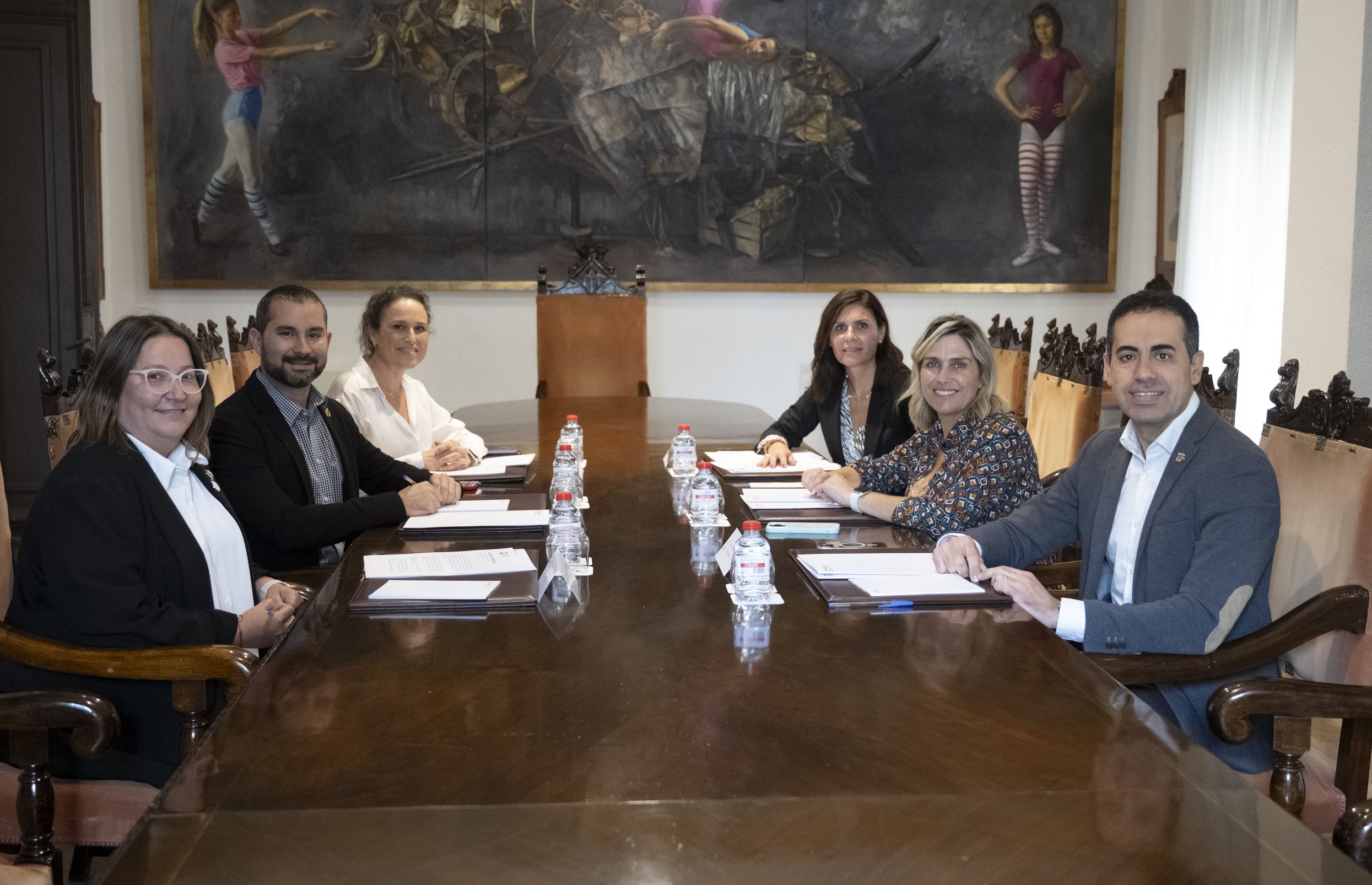 Reunió de Marta Barrachina amb el PSOE per a abordar els pressupostos de 2025