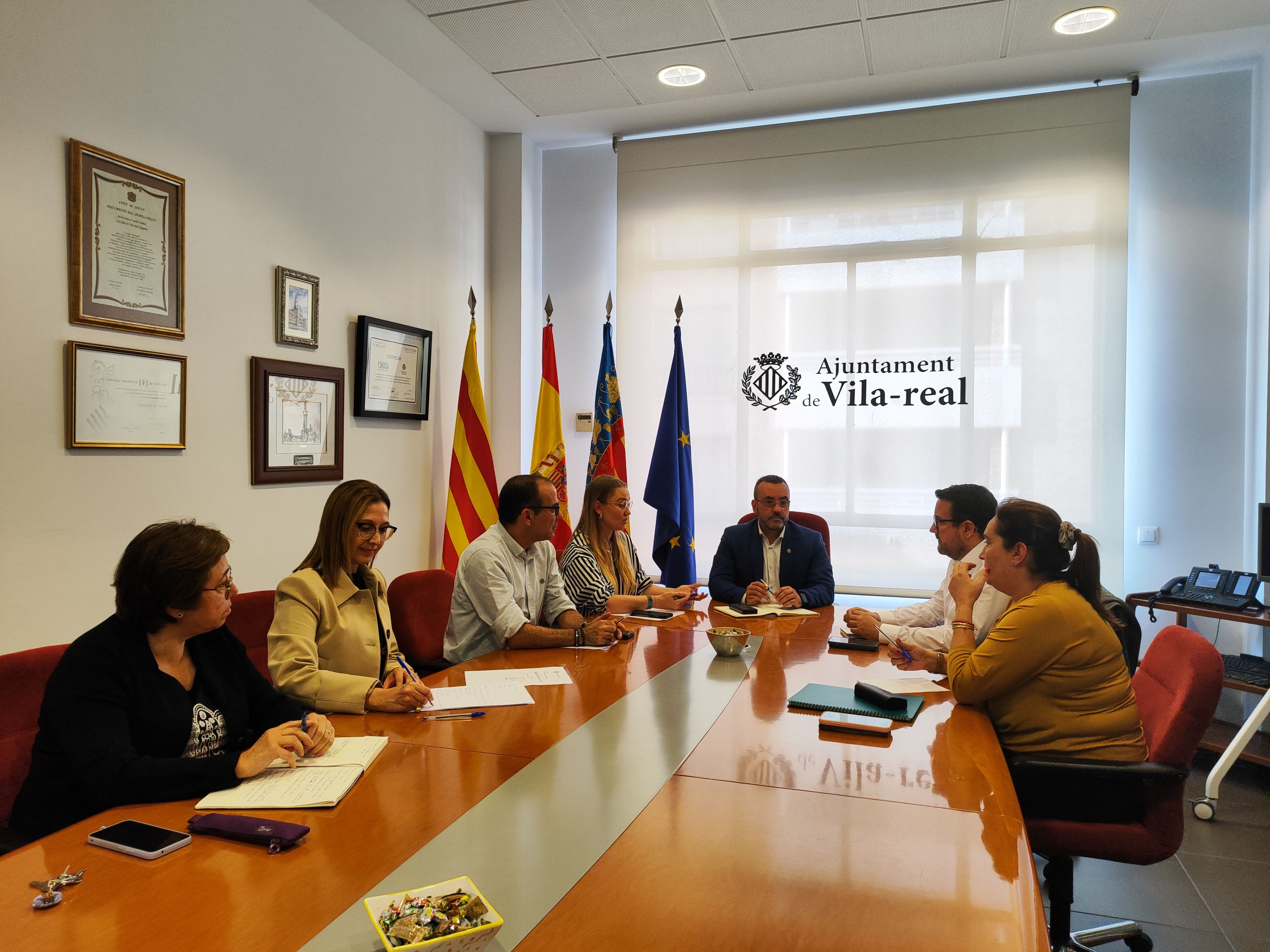 Junta de Portavoces de Vila-real para abordar la respuesta a la crisis por la DANA