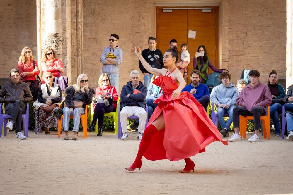 Espectáculo de Migrats Dansa en València