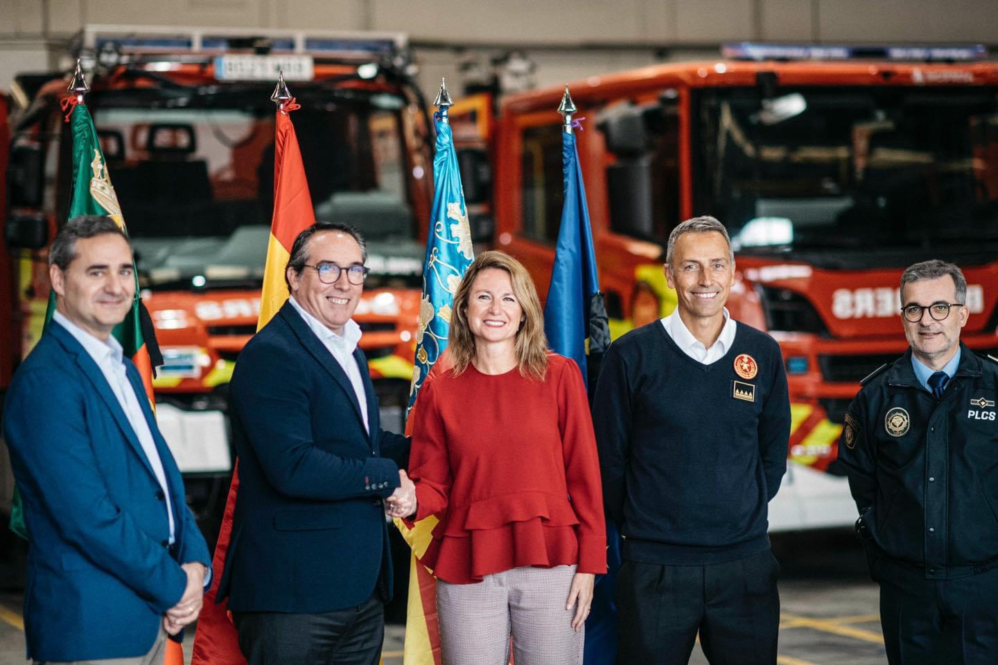 Carrasco firma el conveni de col·laboració amb l'Autoritat Portuària de Castelló