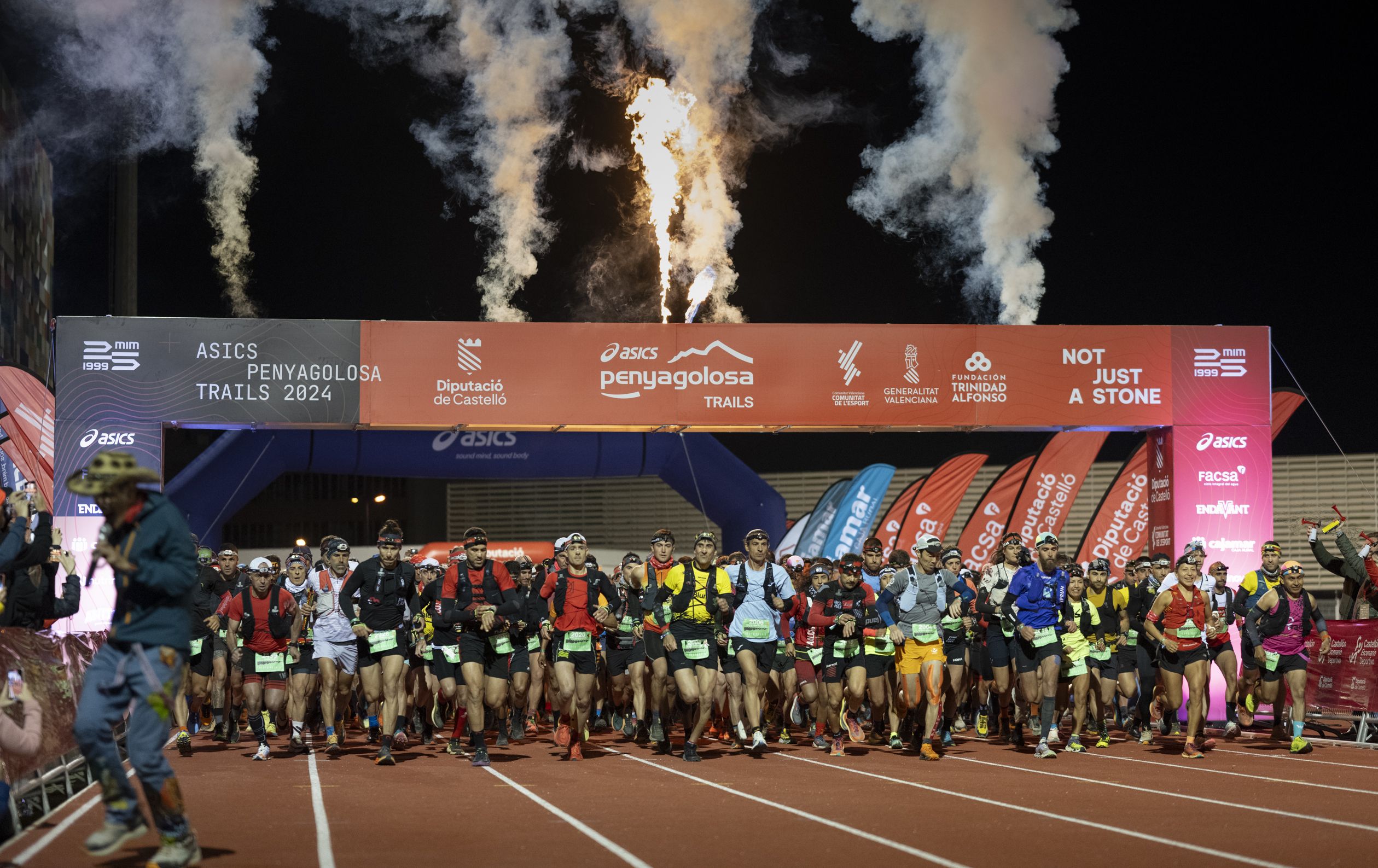 ASICS Penyagolosa Trails