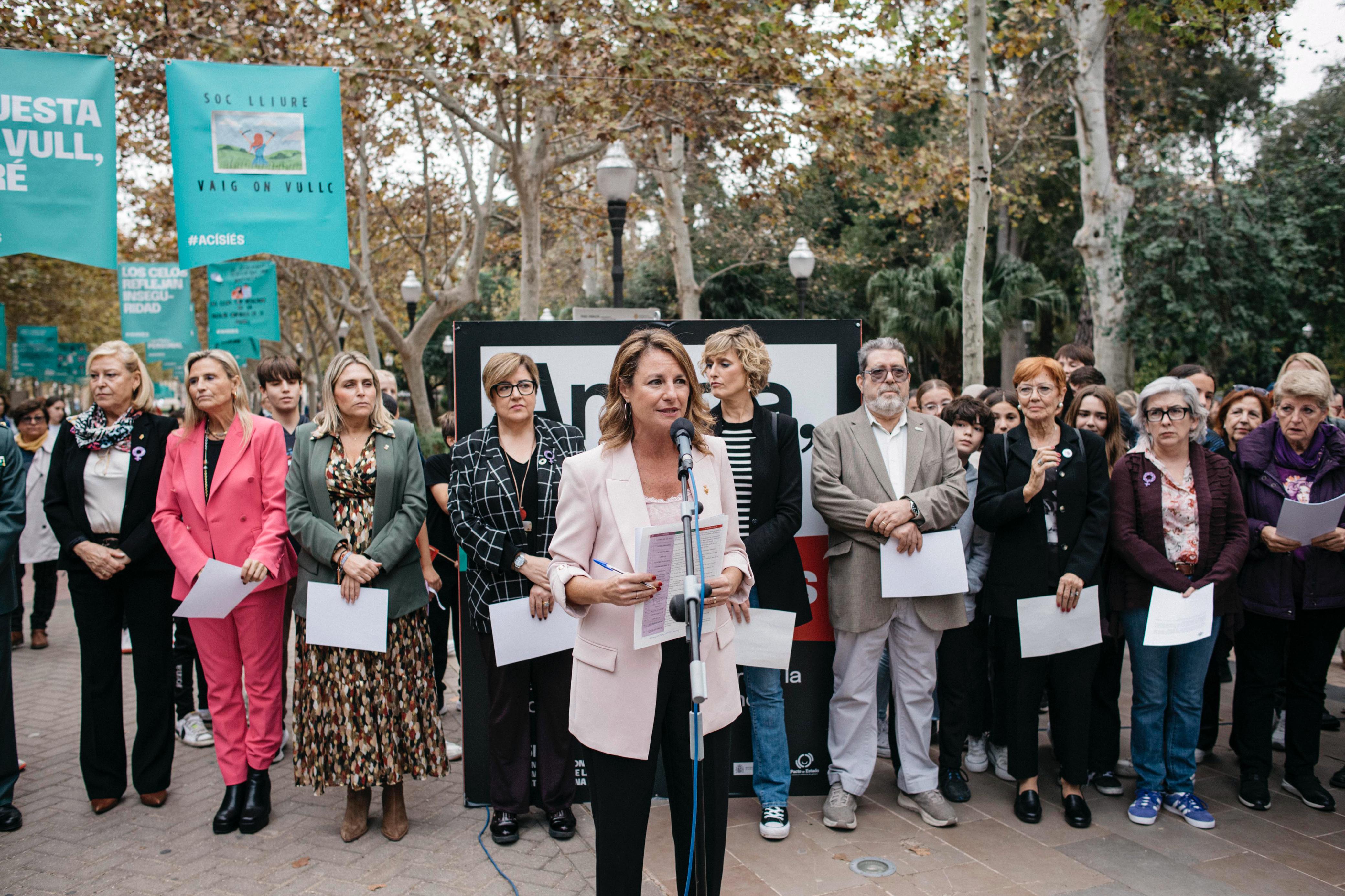 Carrasco en el acto institucional del 25N en Castellón