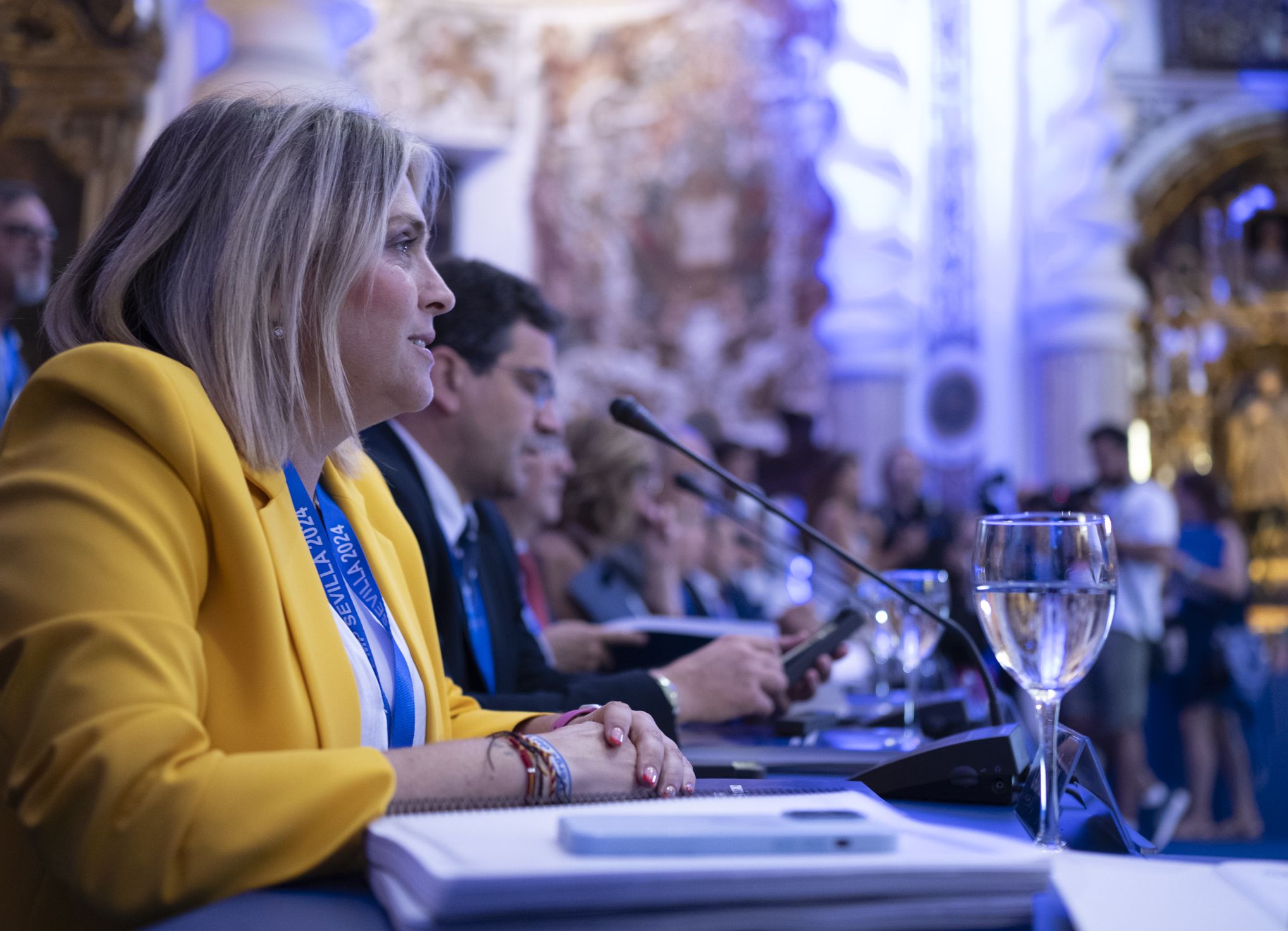 Presidenta Marta Barrachina en la Comissió FEMP