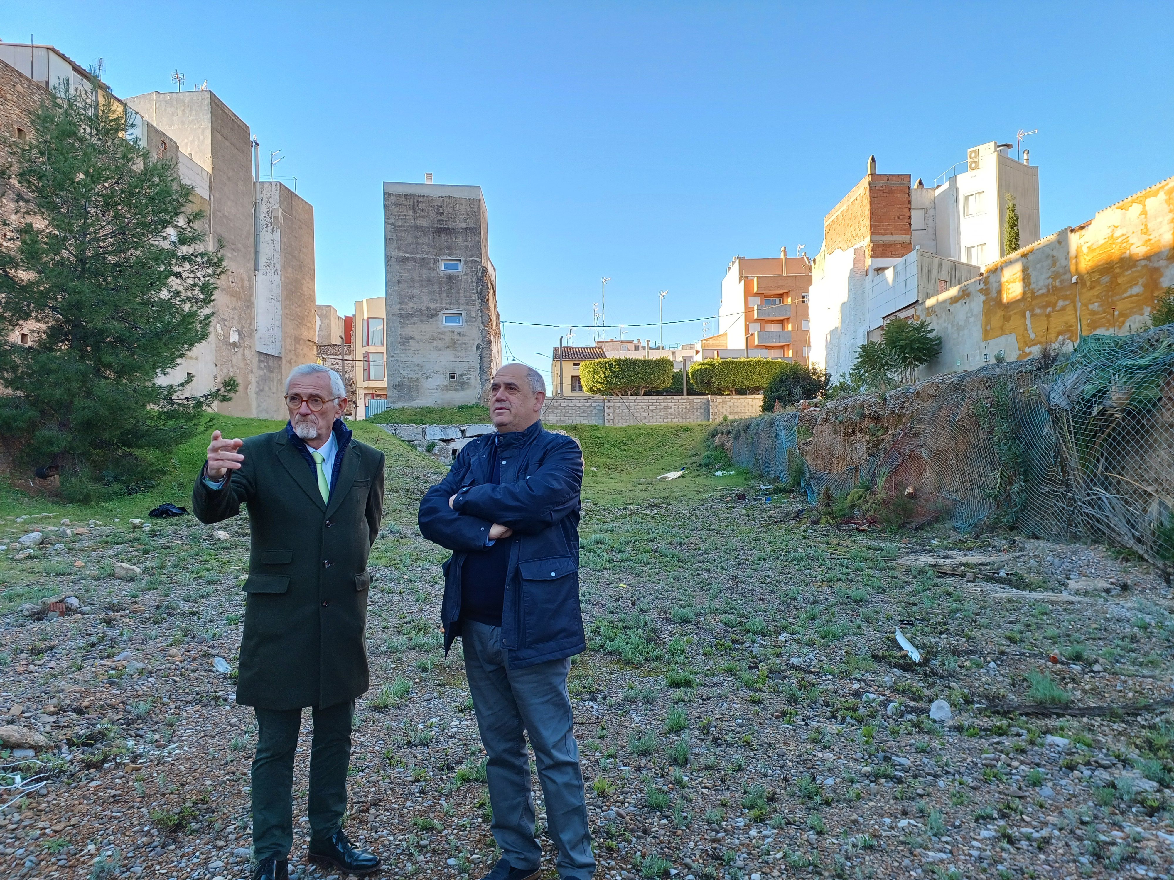 Vista al solar de la antigua fábrica de Roig Marín de Benicarló