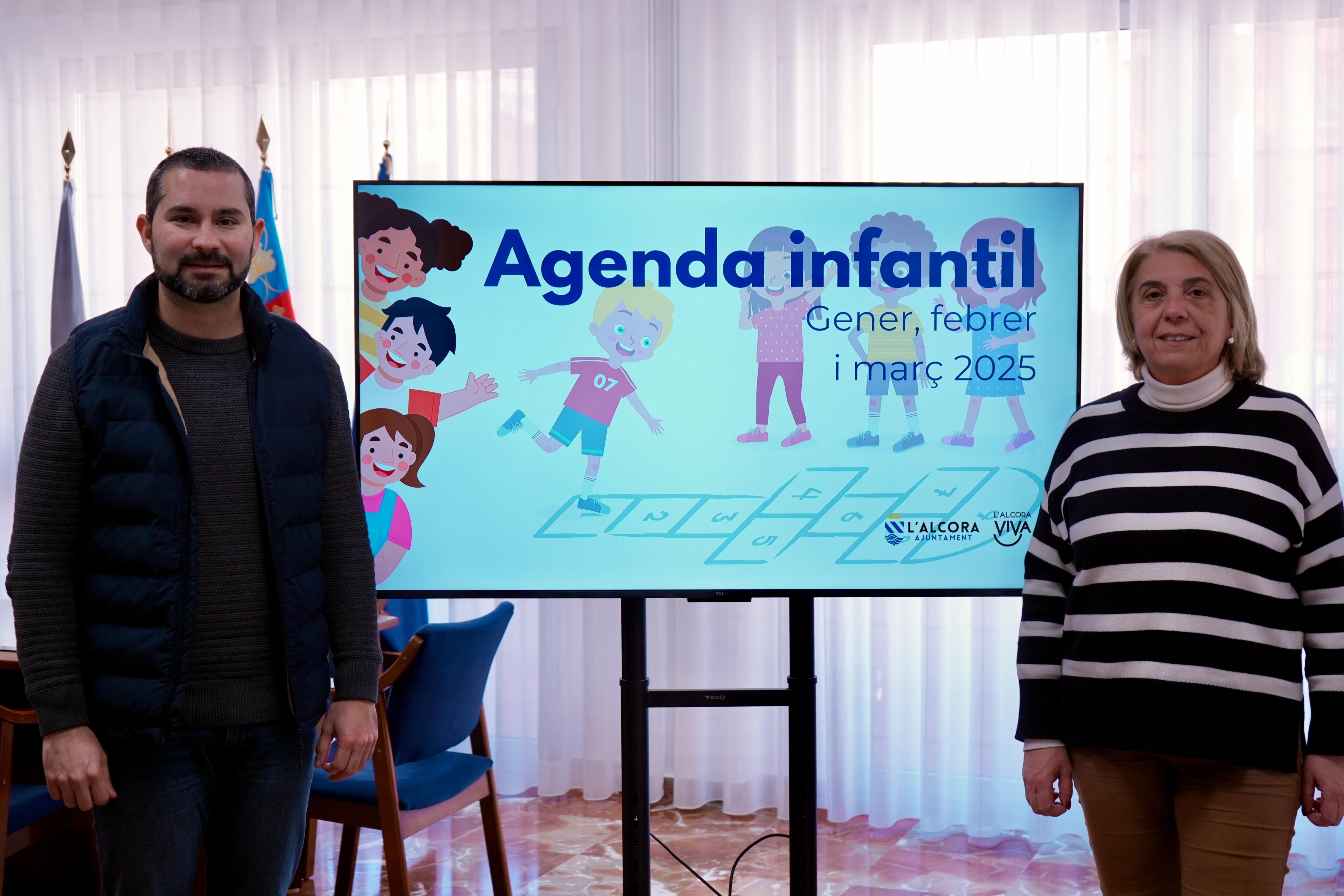 Falomir y Huguet presentan la agenda infantil de l'Alcora