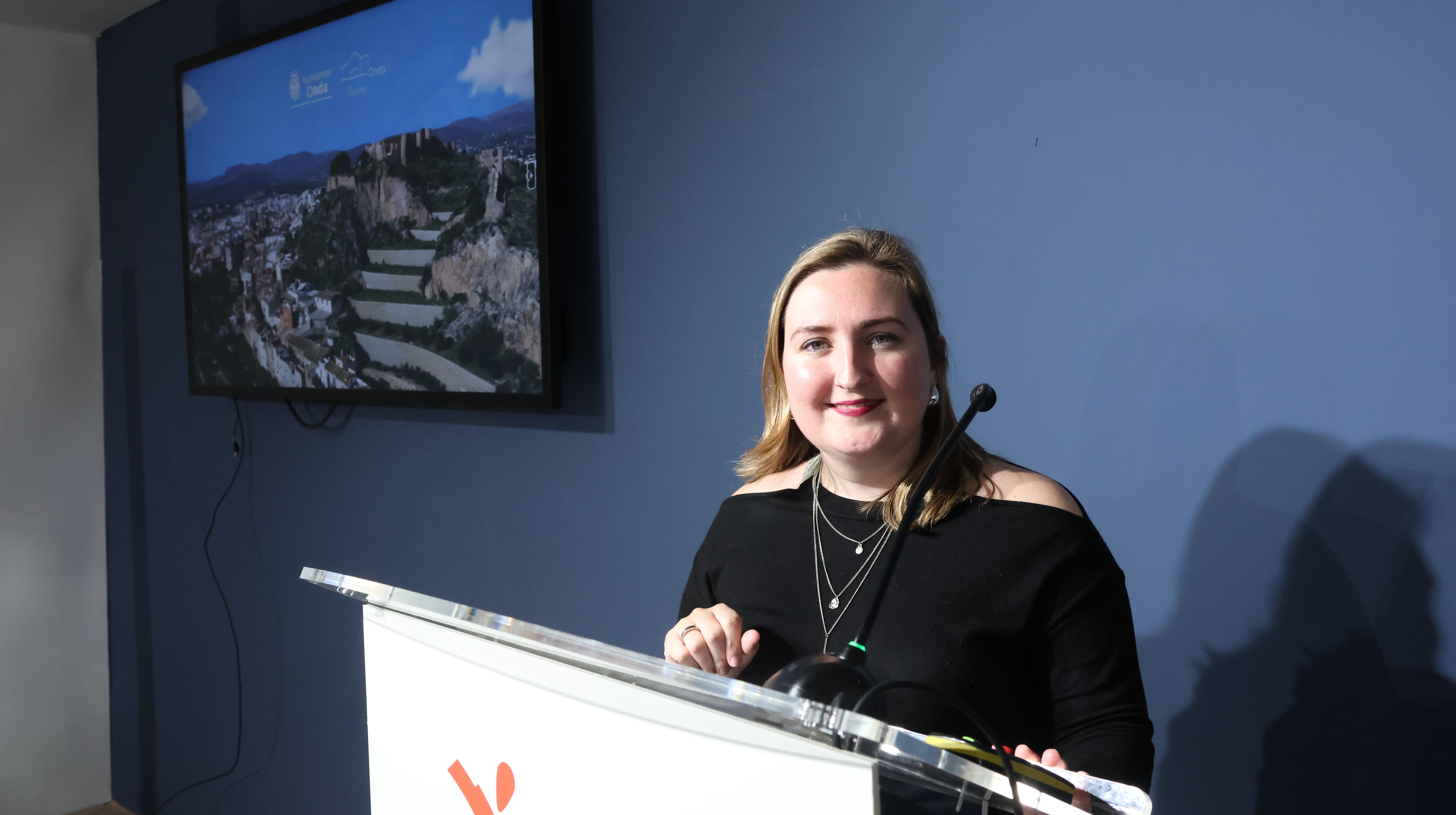 La regidora de Turisme d'Onda, María Baila, a FITUR