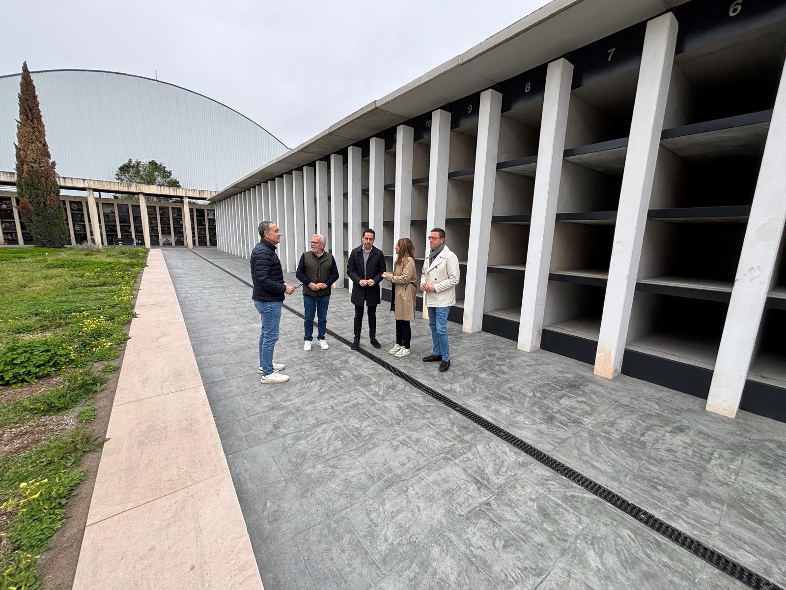 Nous nínxols al cementeri d'Almassora