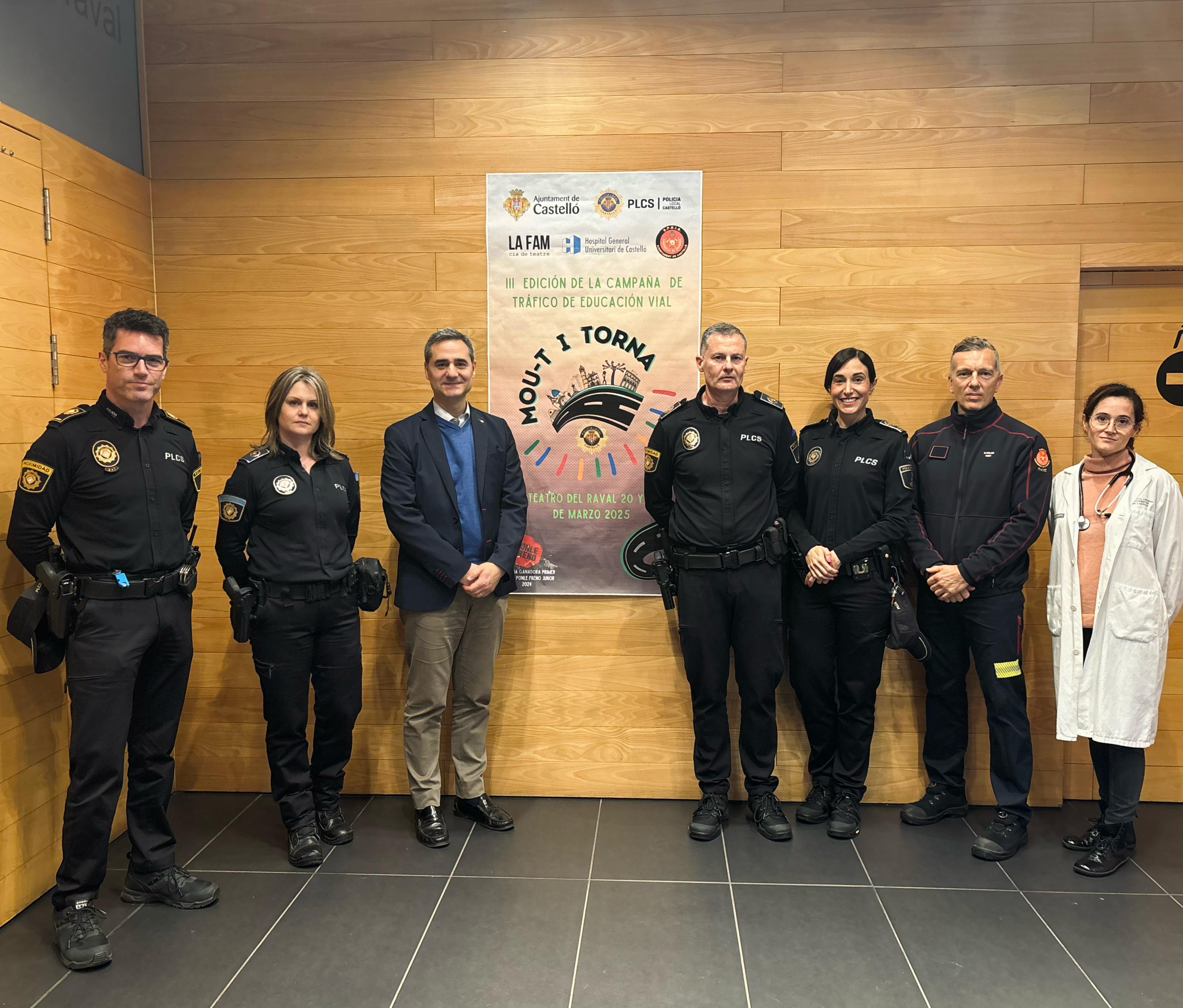 Ortolá amb l'equip de Mou T i Torna
