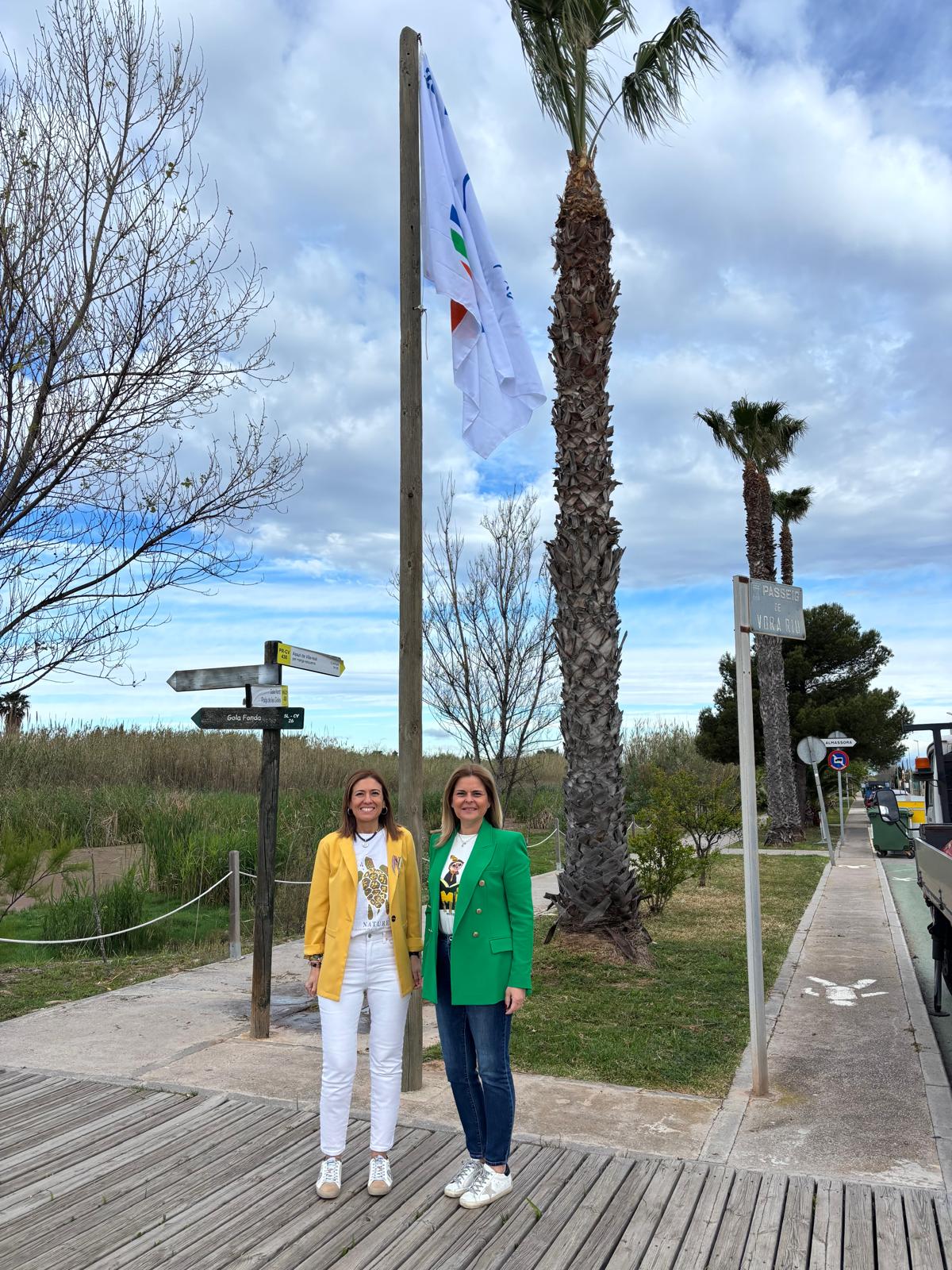 Bandera en el sender blau del Millars