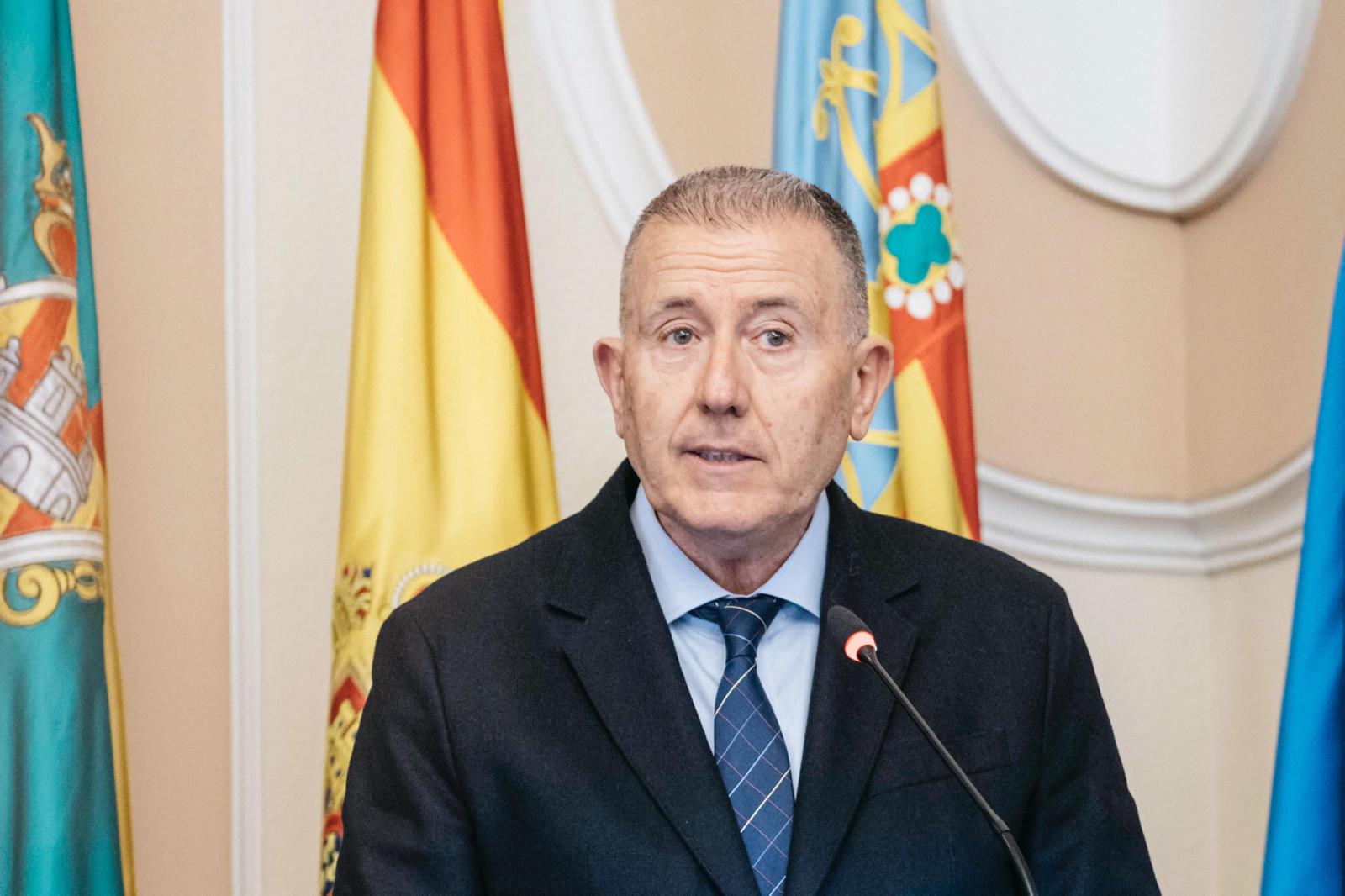Sales en el pleno municipal