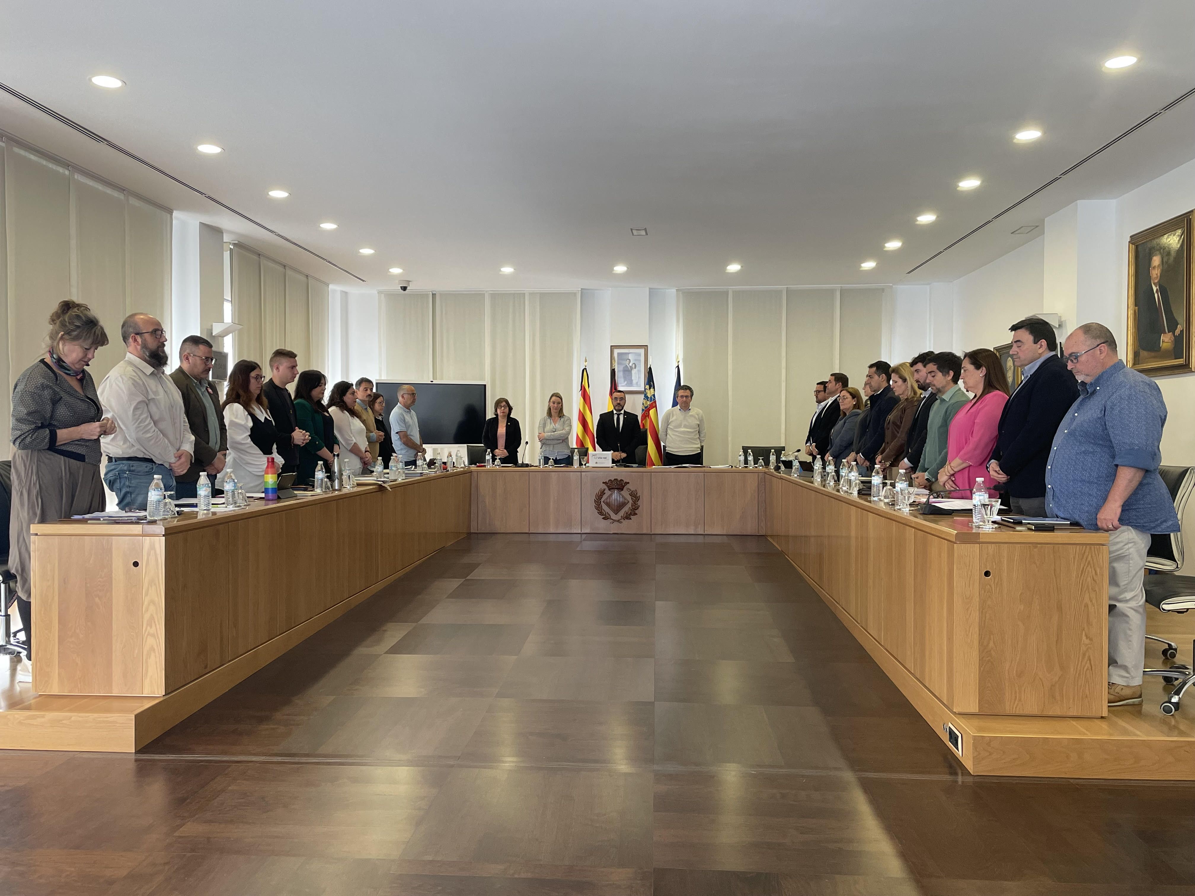Minut de silenci en el ple de Vila-real