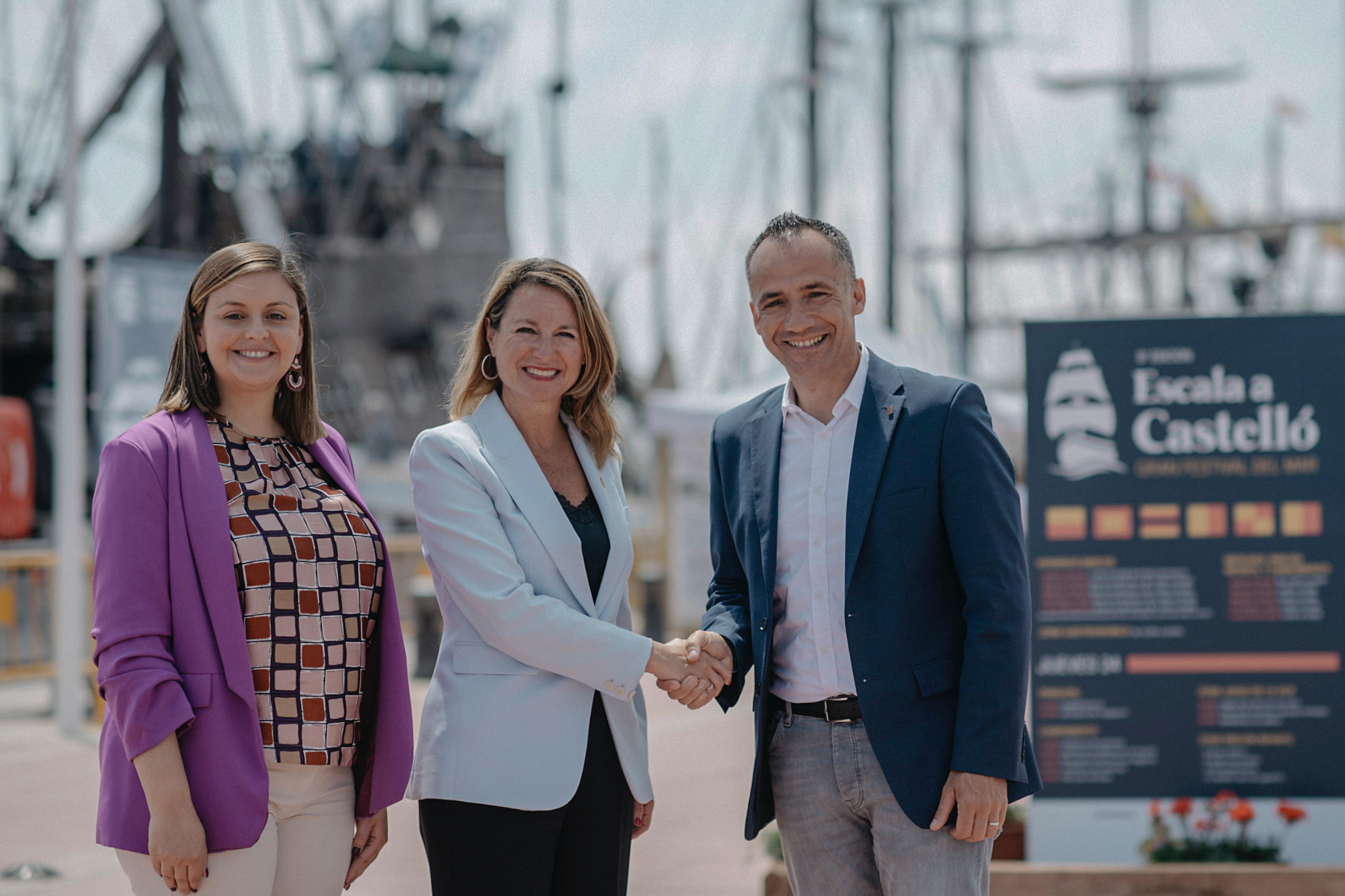 Arantxa Miralles, Begoña Carrasco i Wolfgang Idiri