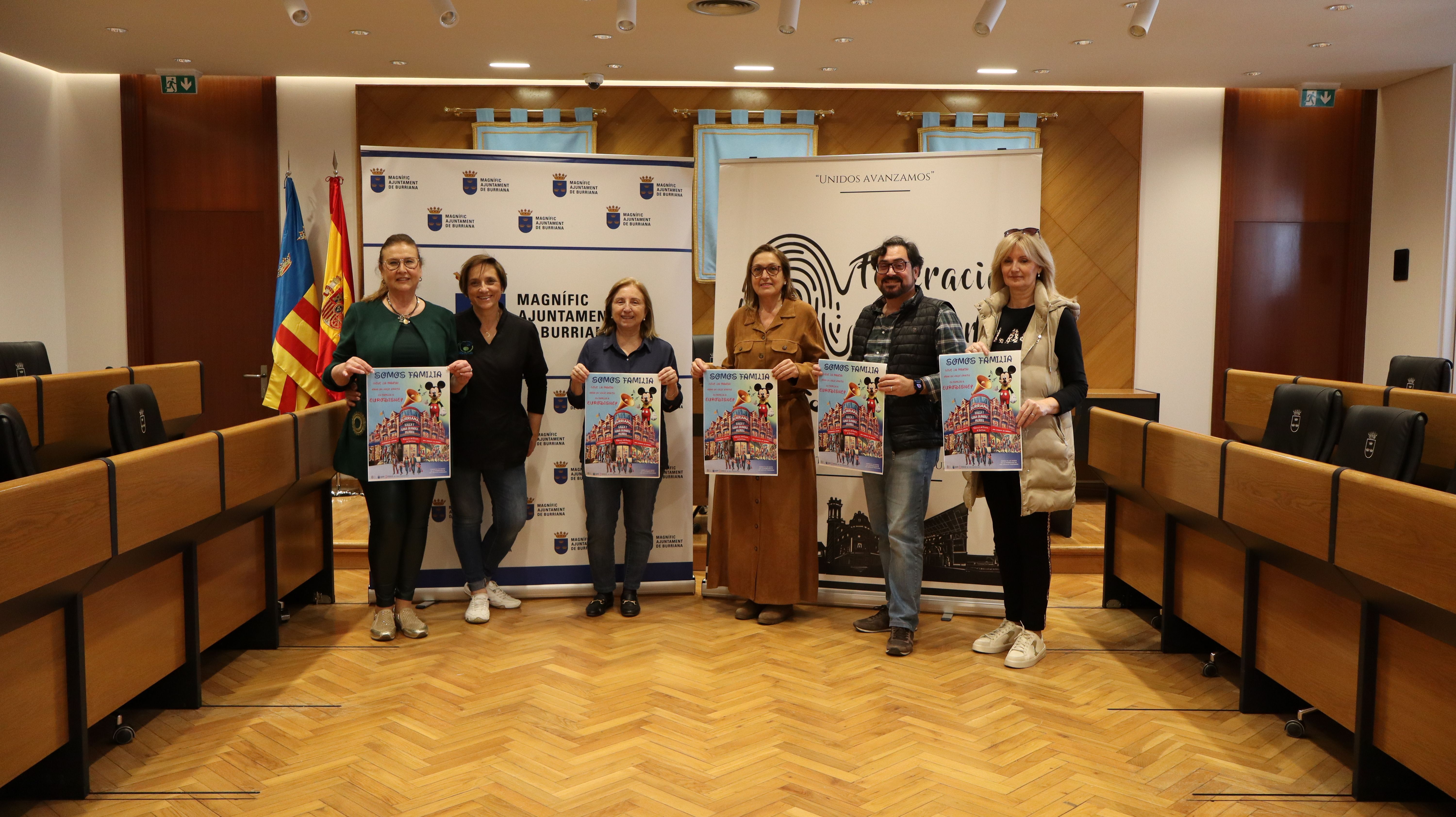 Presentació de 'Som família' en Burriana