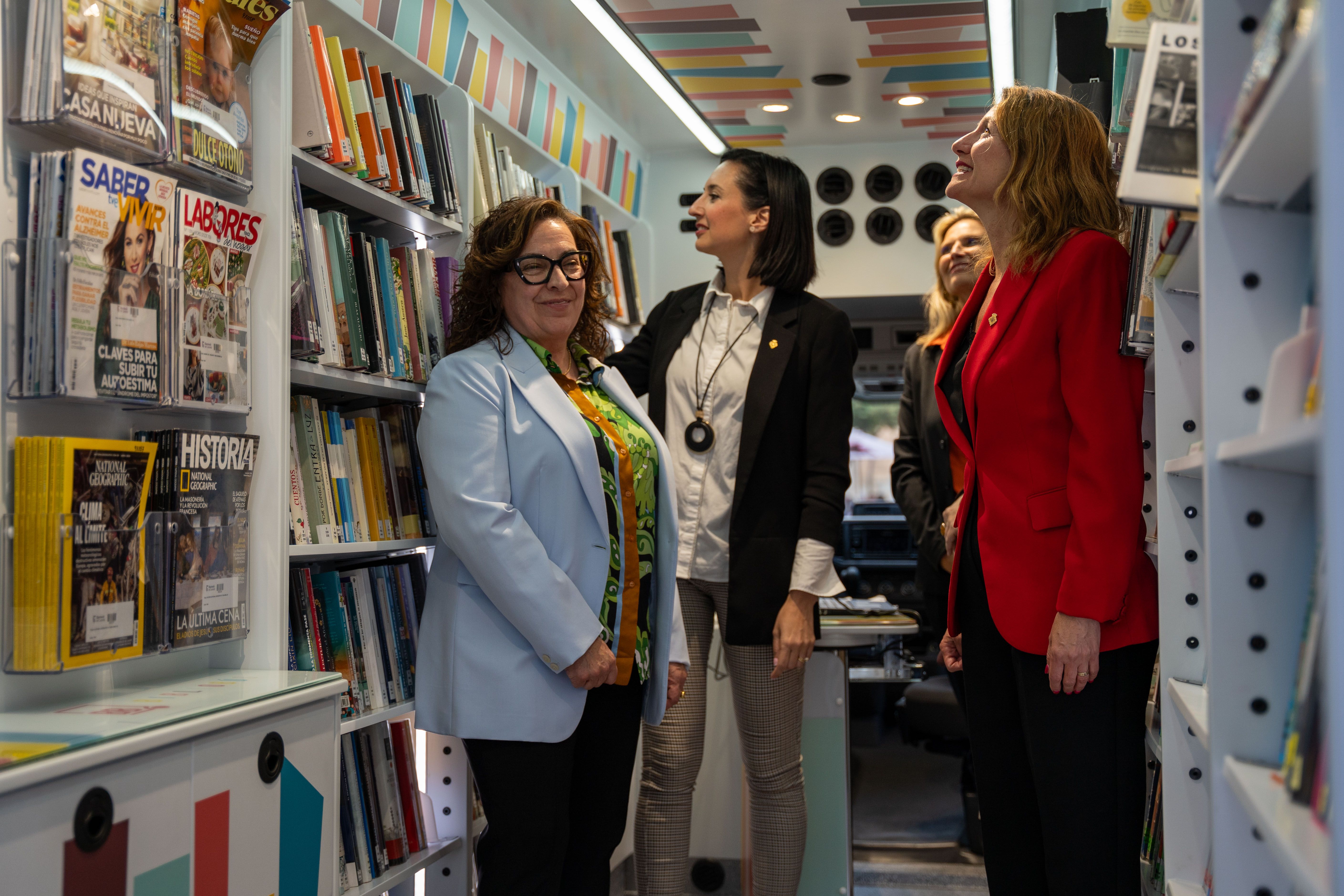 Bibliobús en Fira del Llibre de Castelló