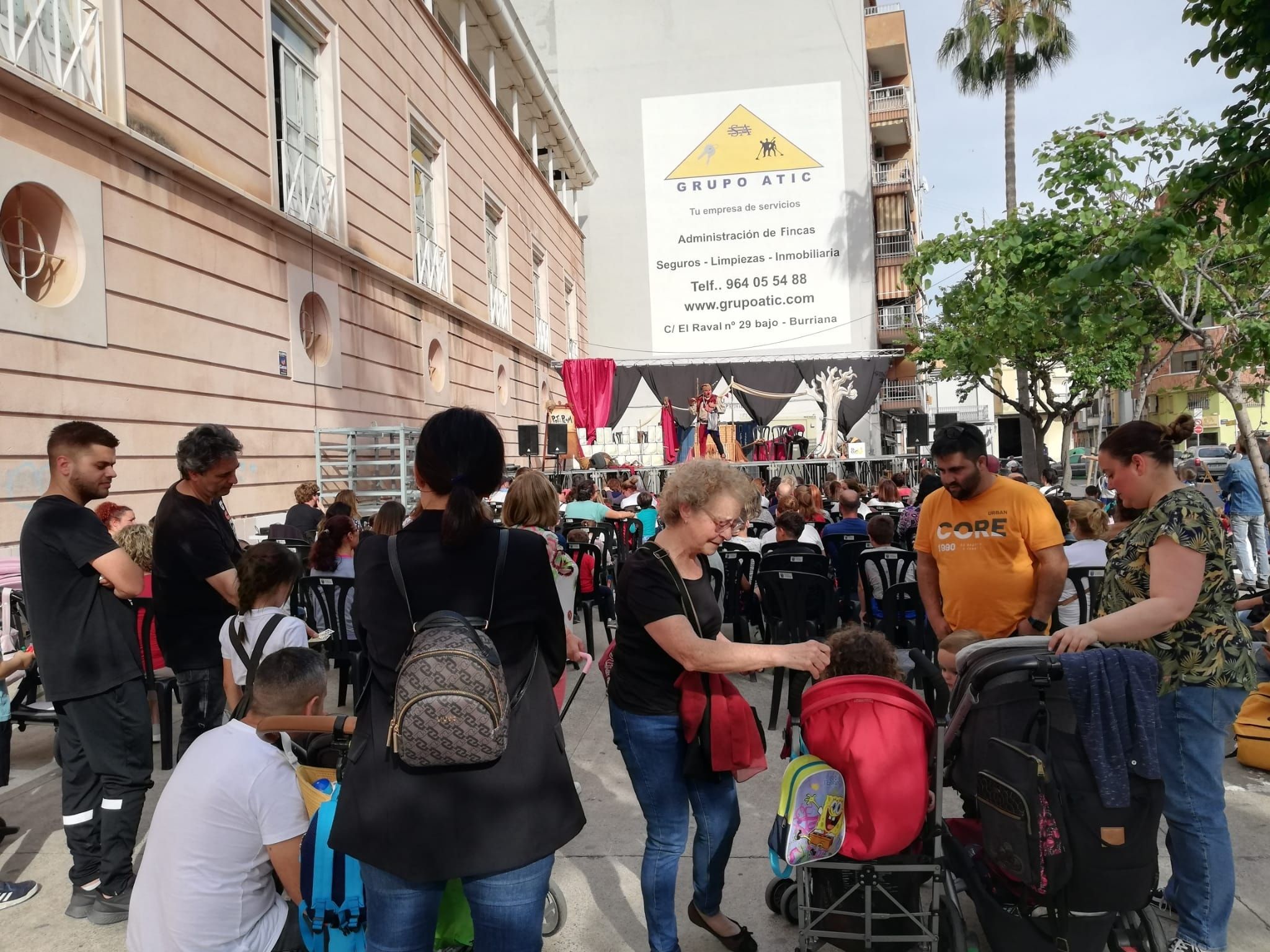 Una activitat a la Fira del Llibre de Burriana