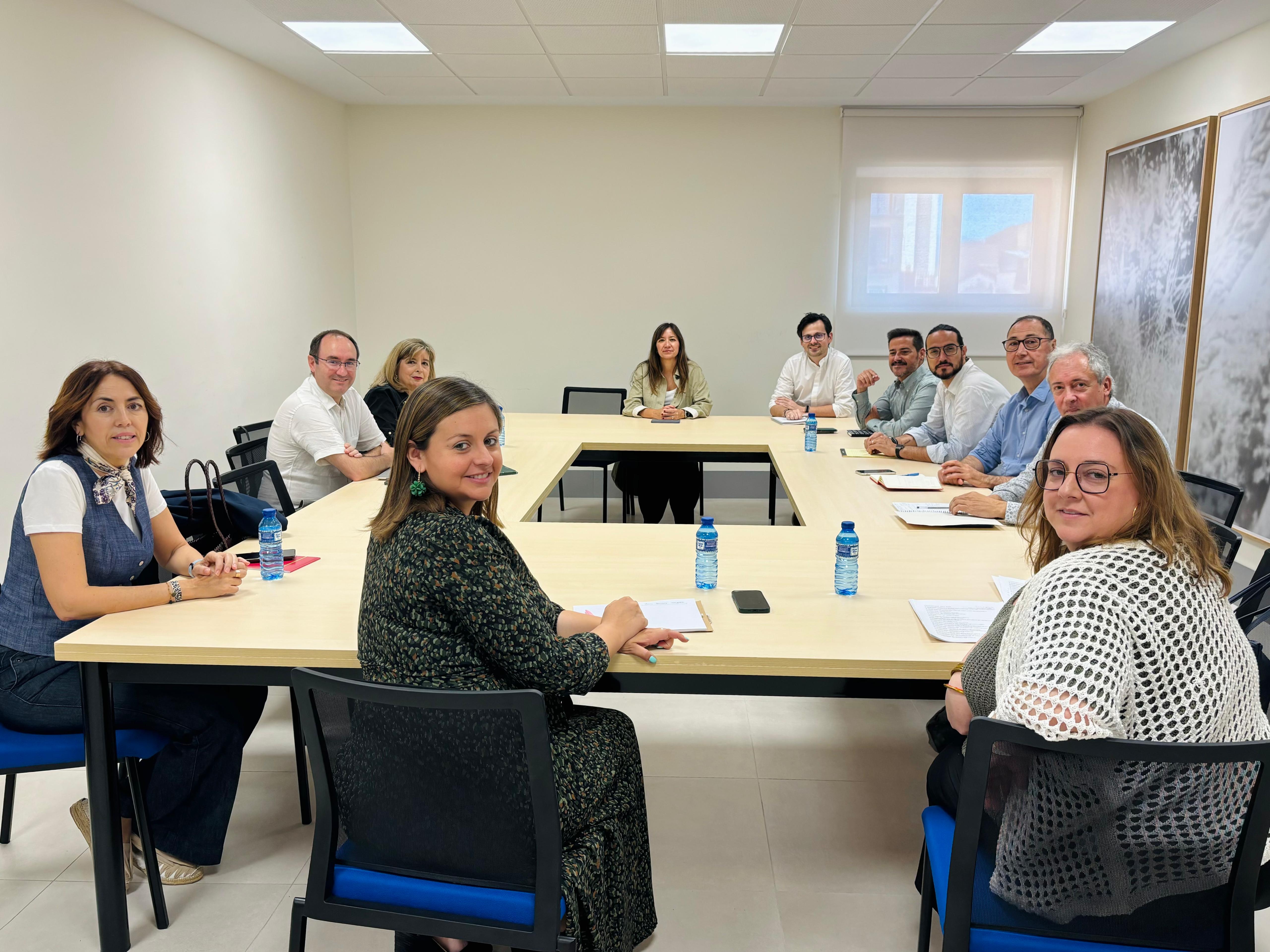 Miralles en la constitució de la Mesa de Turisme de Congressos de Castelló