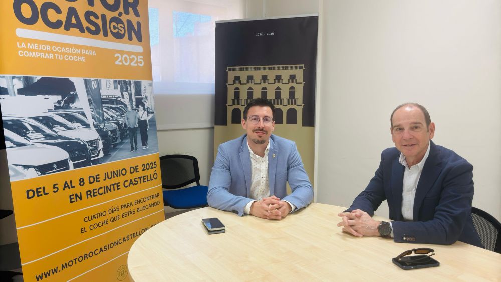 El concejal de Comercio y Consumo, Alberto Vidal y el director de Motorocasión Castellón, Fernando Lobón El concejal de Comercio y Consumo, Alberto Vidal y el director de Motorocasión Castellón, Fernando Lobón