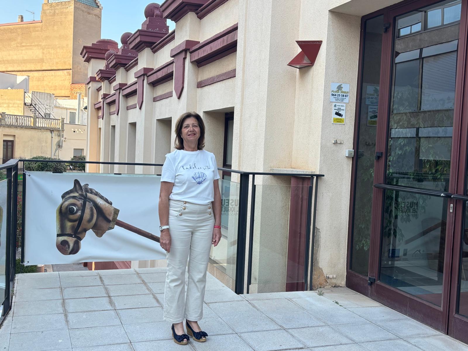 La concejala de Bienestar Social, Eugenia Martinavarro, en el Aula Lúdica 