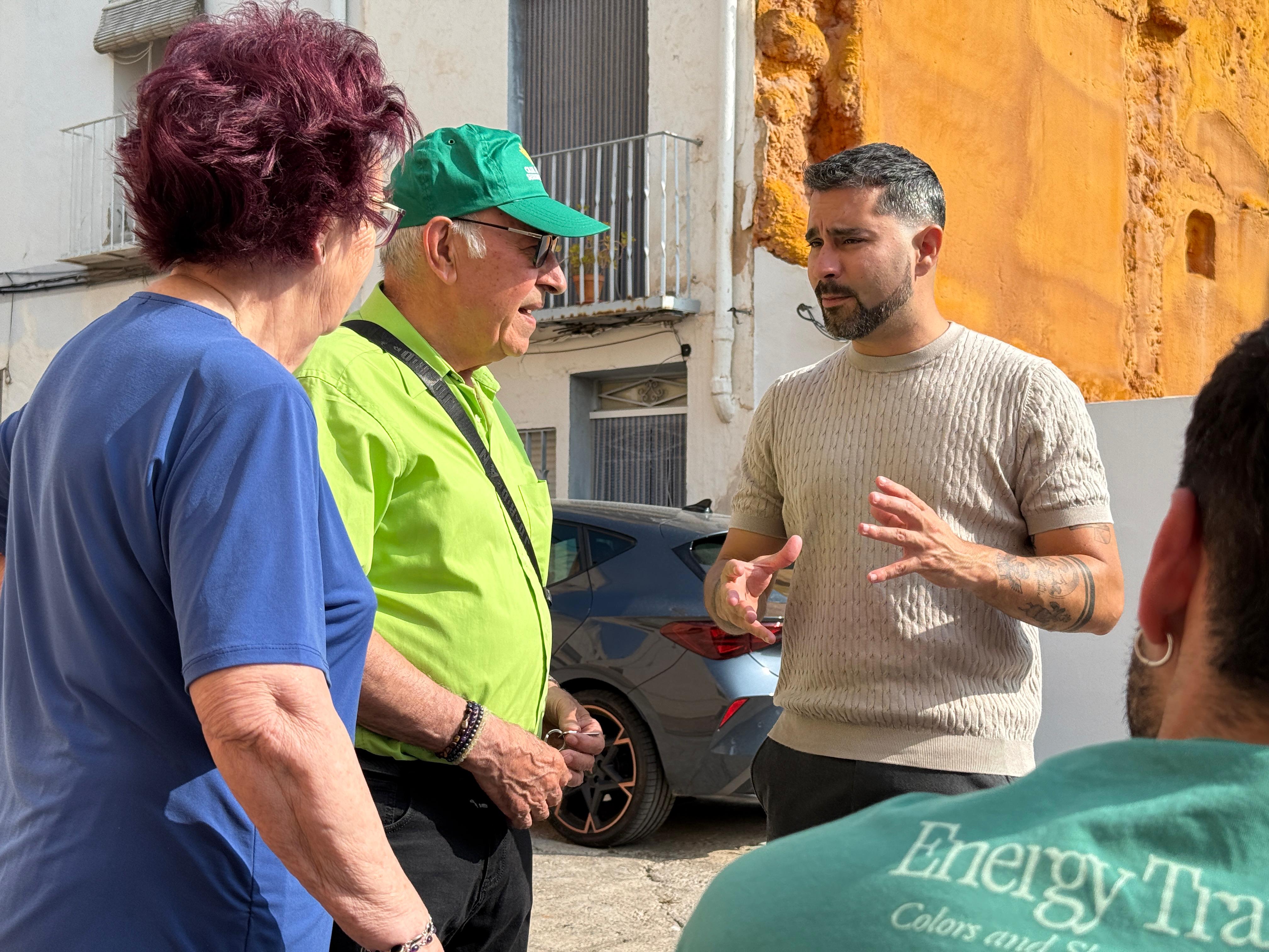 Reunión de Falomir sobre la nueva zona verde del Moreral de l'Alcora